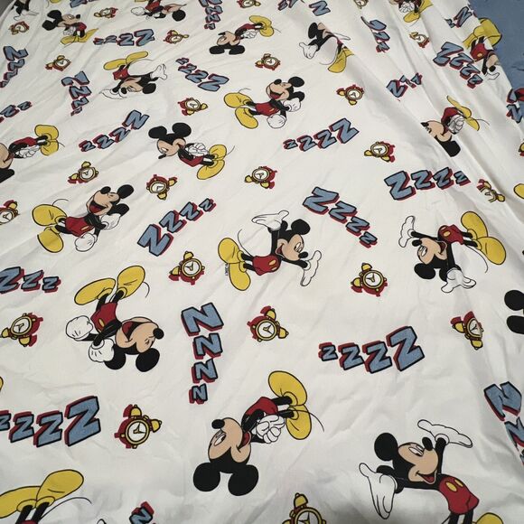 Disney Vintage Mickey Mouse Fitted & Flat Sheet And Pillow Case Alarm Clock Yawn - Picture 4 of 13